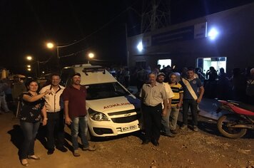 Prefeitura entrega ambulância ao distrito de Santo Antônio do Palmital