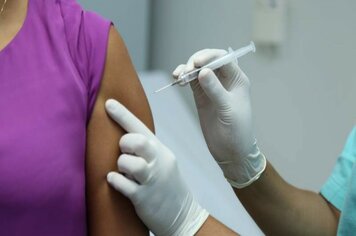 Covid-19: Vacinação para pessoas com 40 anos ou mais começa nesta quarta-feira, 16