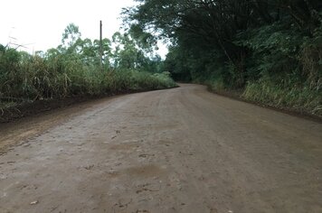 Prefeitura recupera rodovia Rio Bom-Apucarana