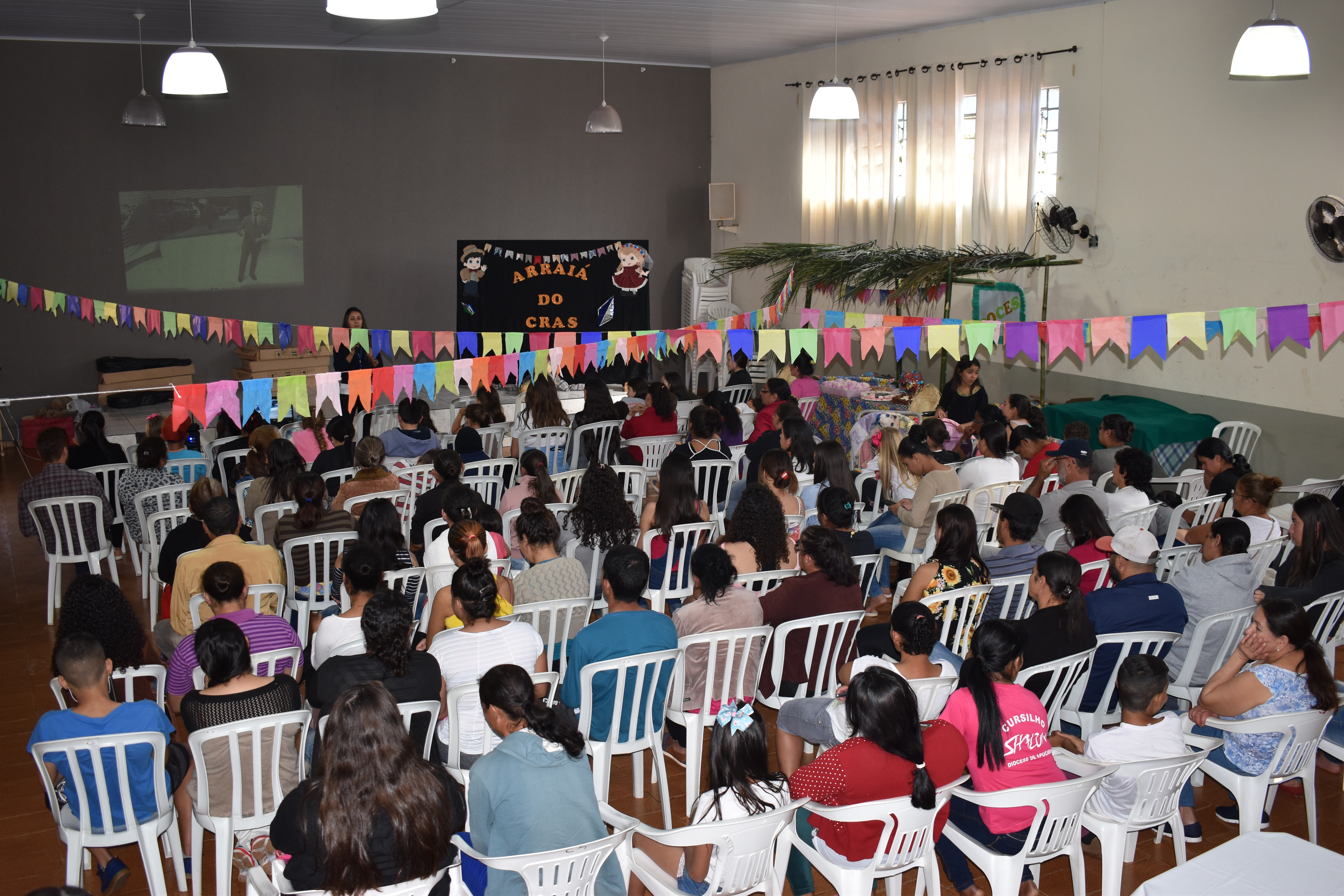 CRAS discute Bullying em evento festivo