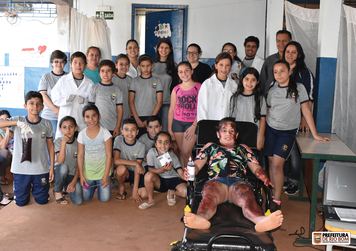 Escola Carmela Dutra encerra projeto sobre doação de sangue