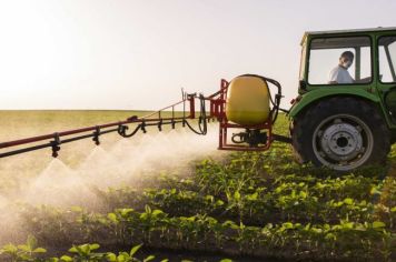 Rio Bom realiza curso de operação e manutenção de pulverizadores tratorizados de barras