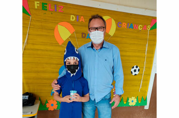 Educação comemora Dia das Crianças com entrega de brinquedos e atividades recreativas